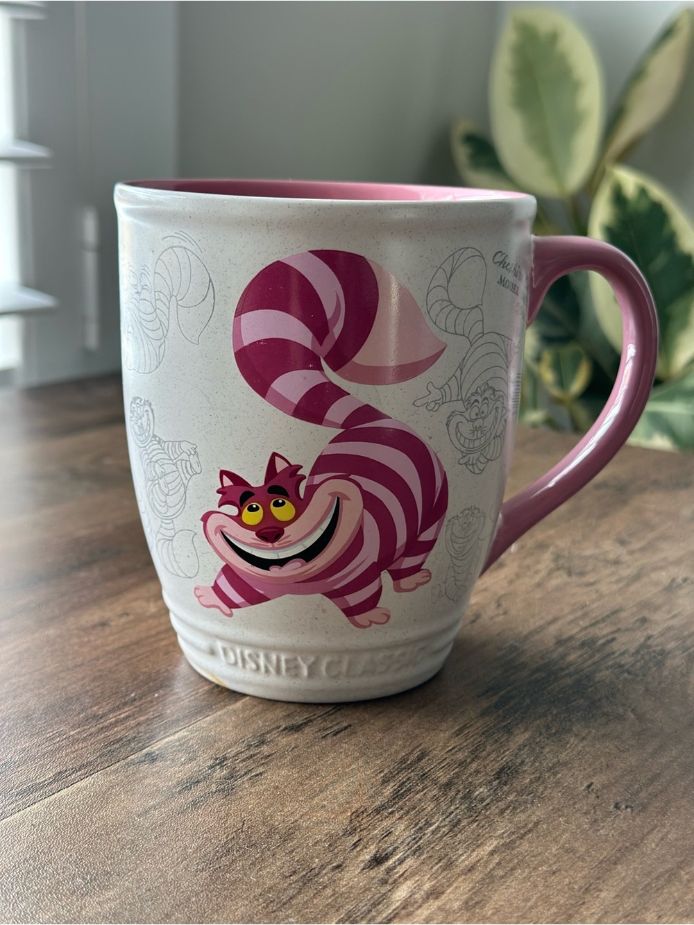 Disney Store Cheshire Cat Alice in Wonderland Stoneware Mug Pink 14 oz Authentic
